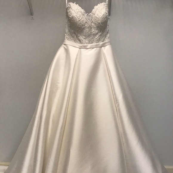 Stella York Wedding Dress
